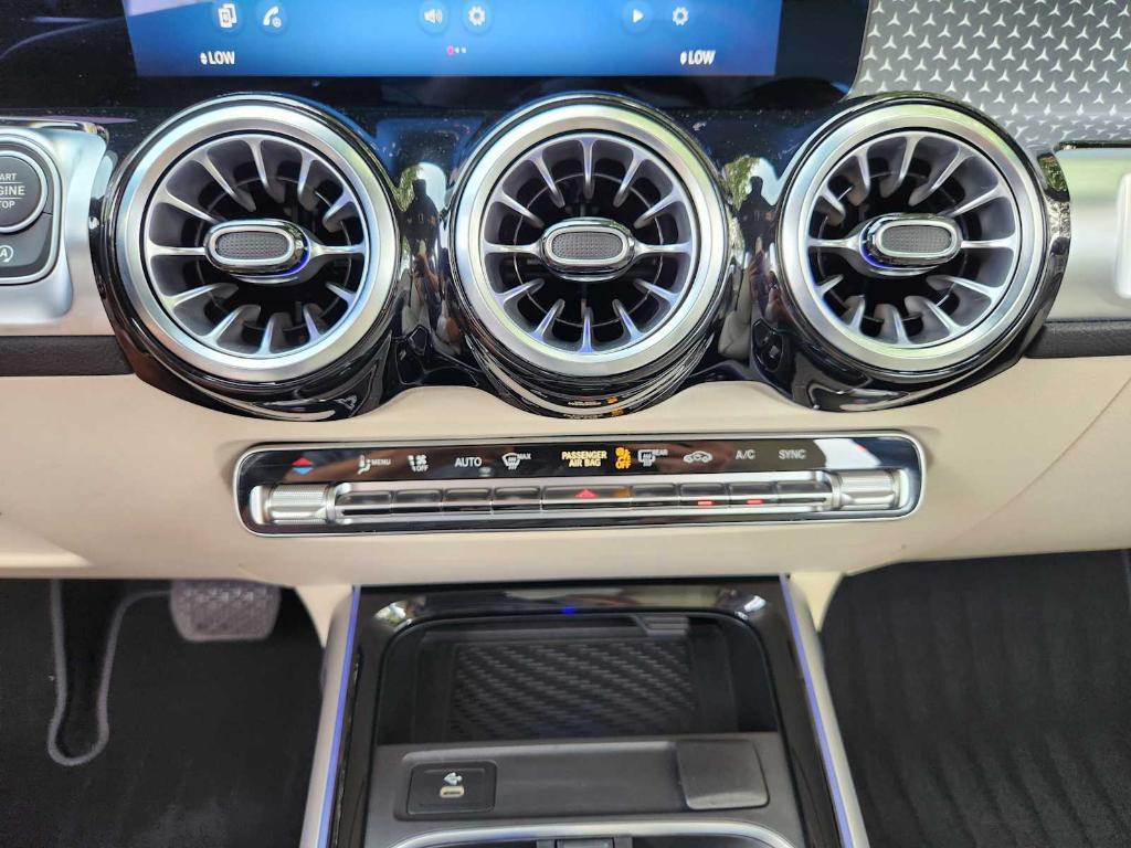 used 2025 Mercedes-Benz GLB 250 car, priced at $39,770