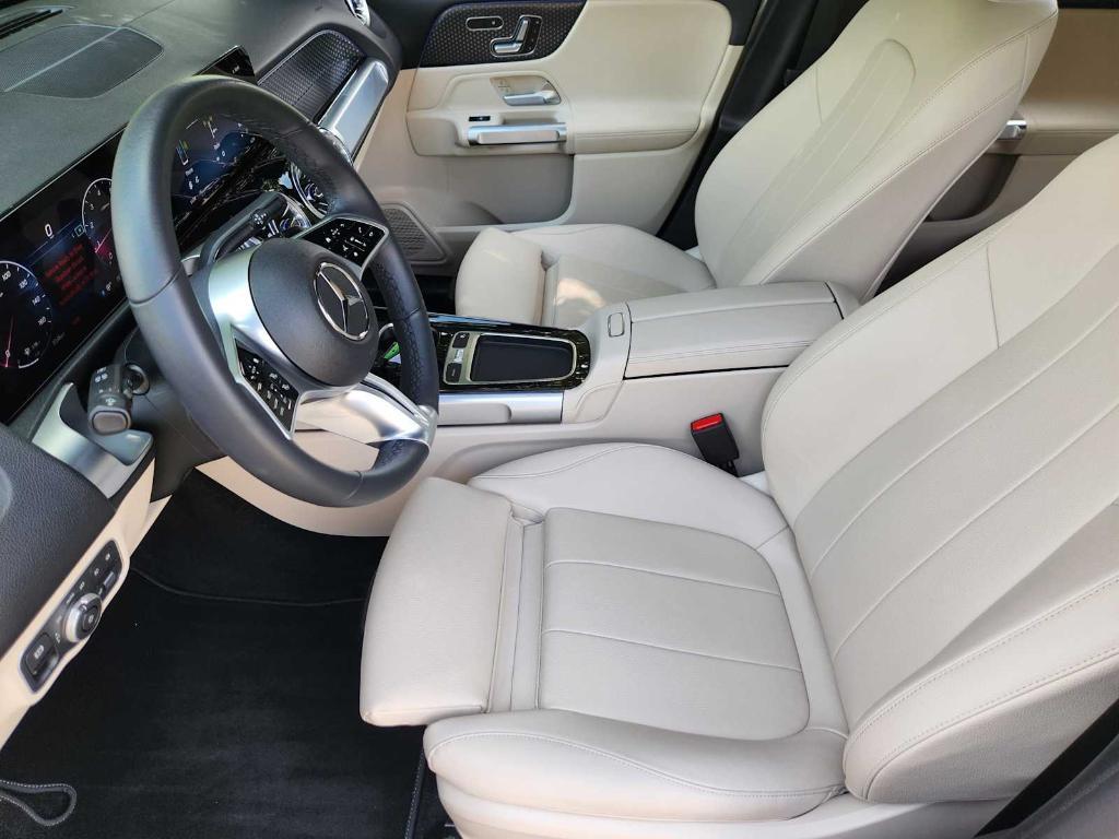used 2025 Mercedes-Benz GLB 250 car, priced at $39,770