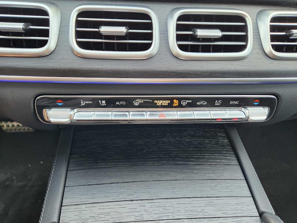 new 2025 Mercedes-Benz GLS 450 car, priced at $106,410