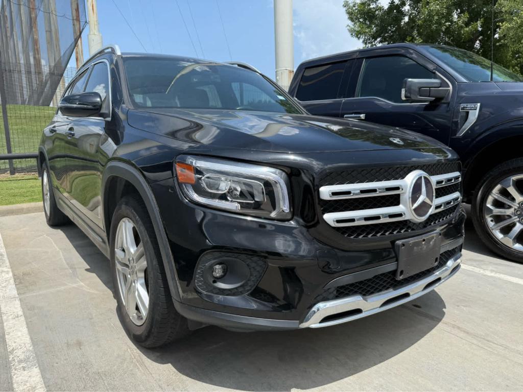used 2020 Mercedes-Benz GLB 250 car, priced at $26,990