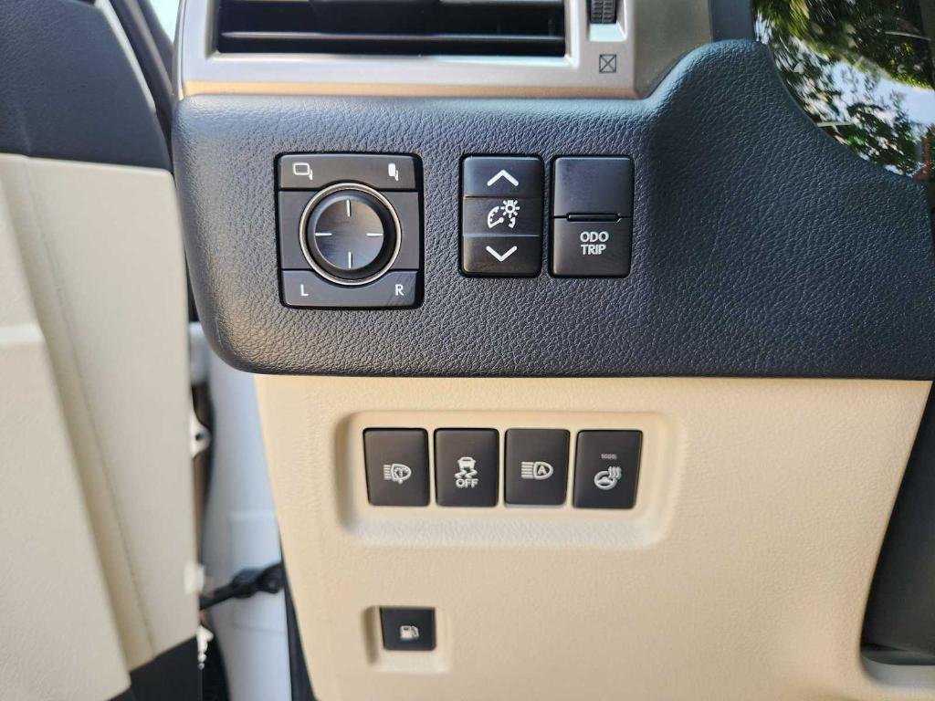 used 2021 Lexus GX 460 car, priced at $46,990