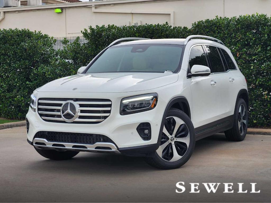 new 2025 Mercedes-Benz GLB 250 car, priced at $51,045