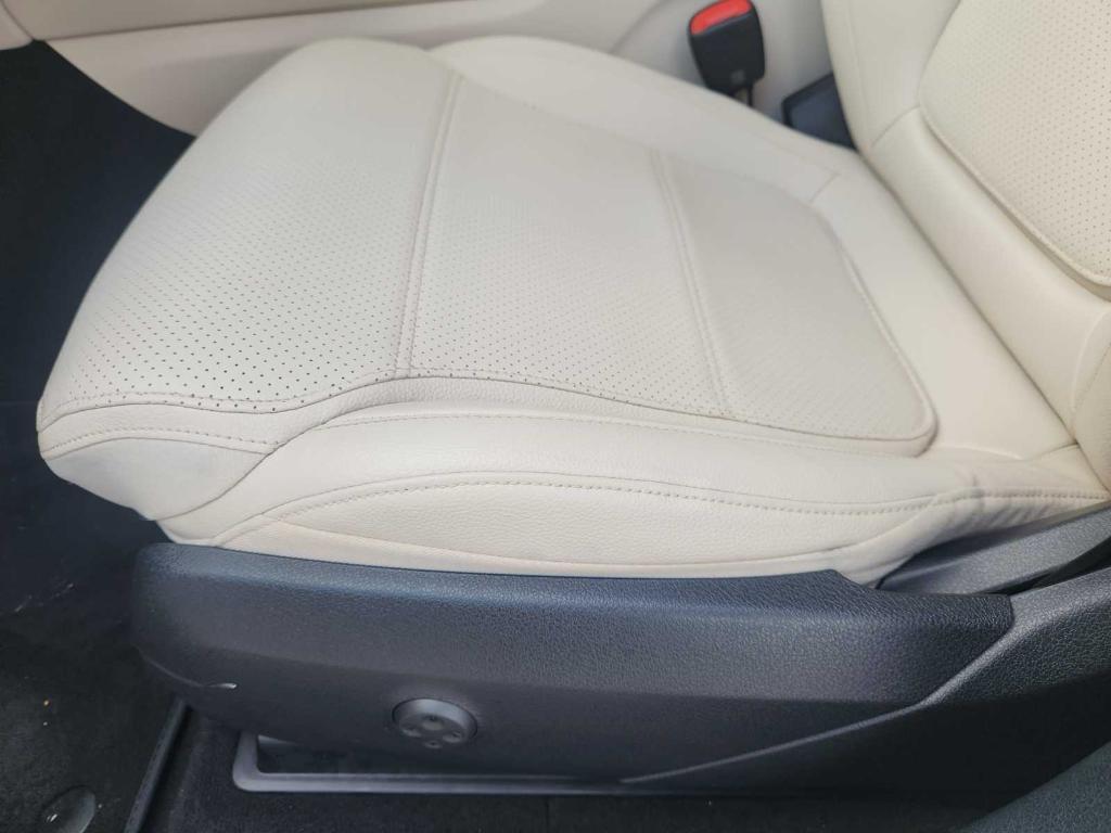 used 2023 Mercedes-Benz GLC 300 car, priced at $36,491