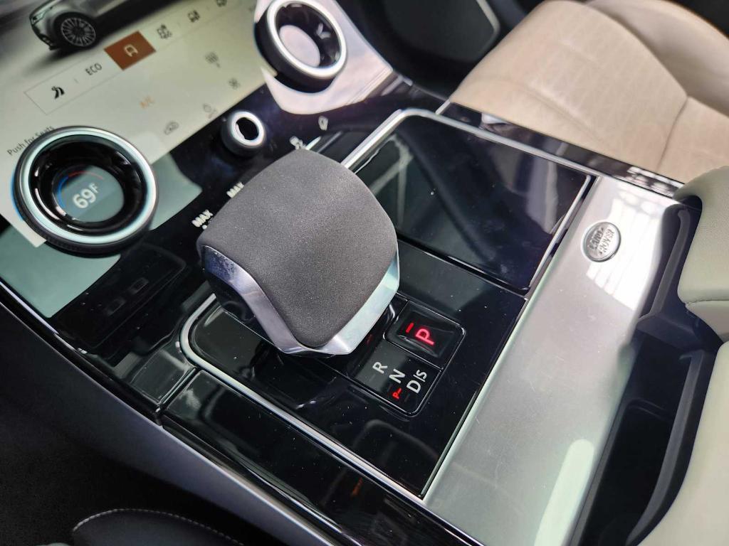 used 2021 Land Rover Range Rover Velar car, priced at $41,259
