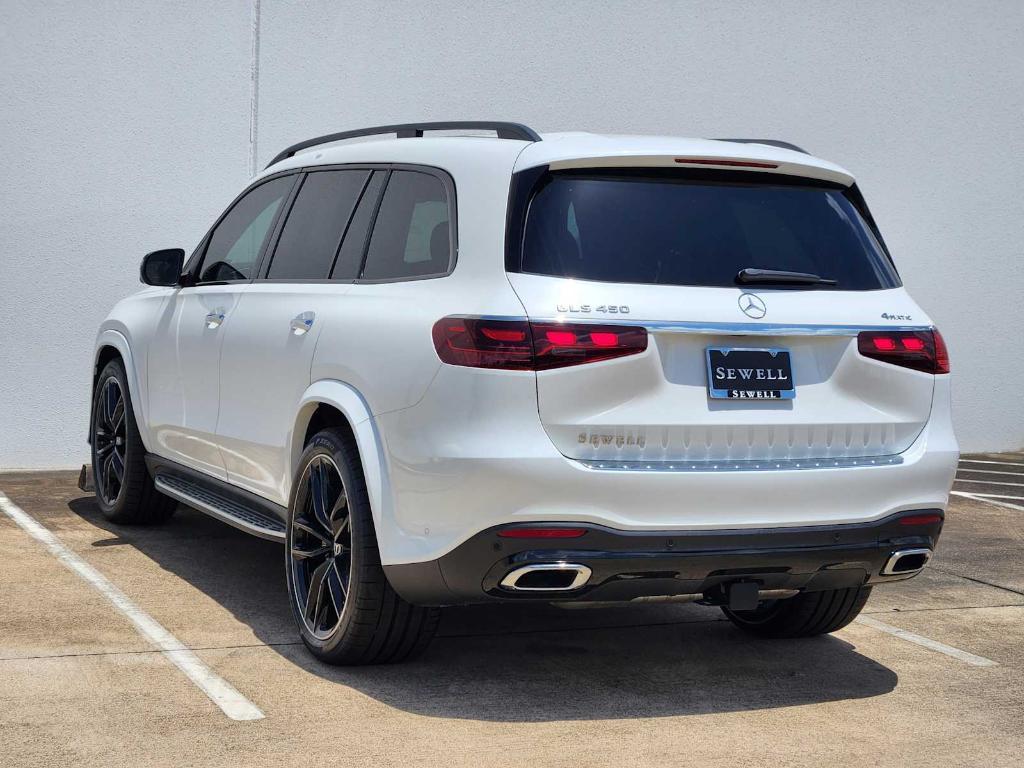 new 2025 Mercedes-Benz GLS 450 car, priced at $103,345