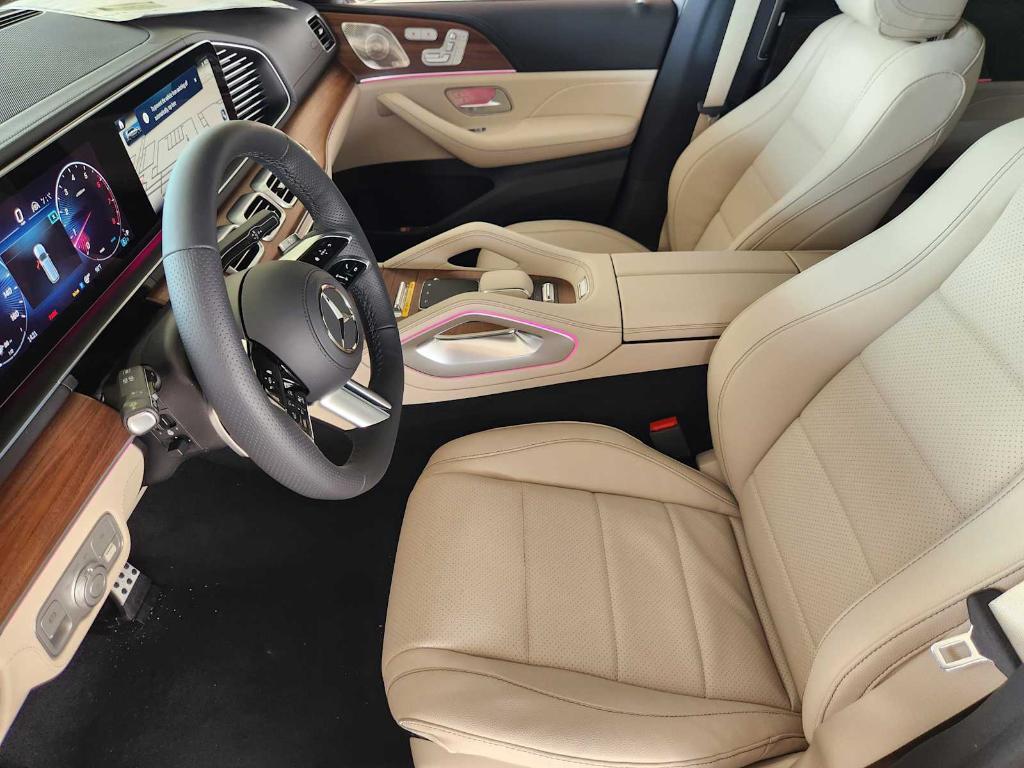 new 2025 Mercedes-Benz GLS 450 car, priced at $103,345