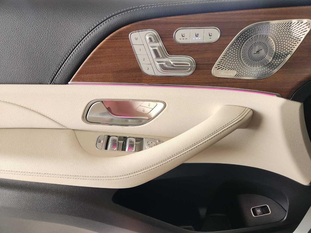 new 2025 Mercedes-Benz GLS 450 car, priced at $103,345