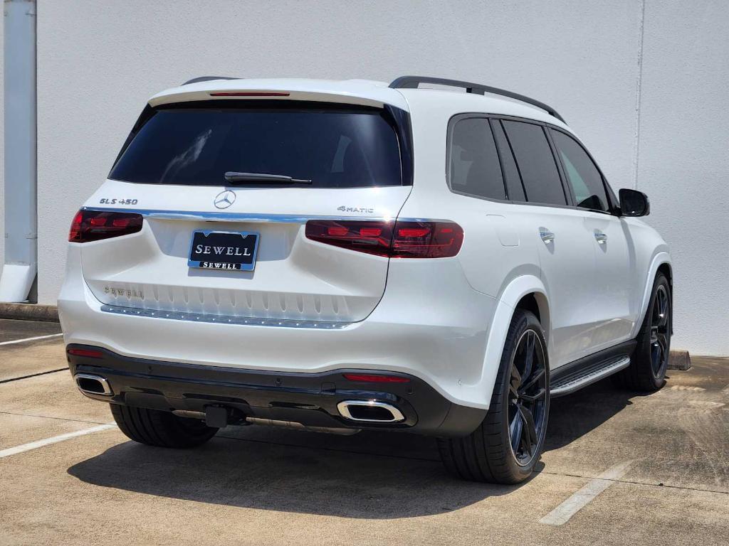 new 2025 Mercedes-Benz GLS 450 car, priced at $103,345