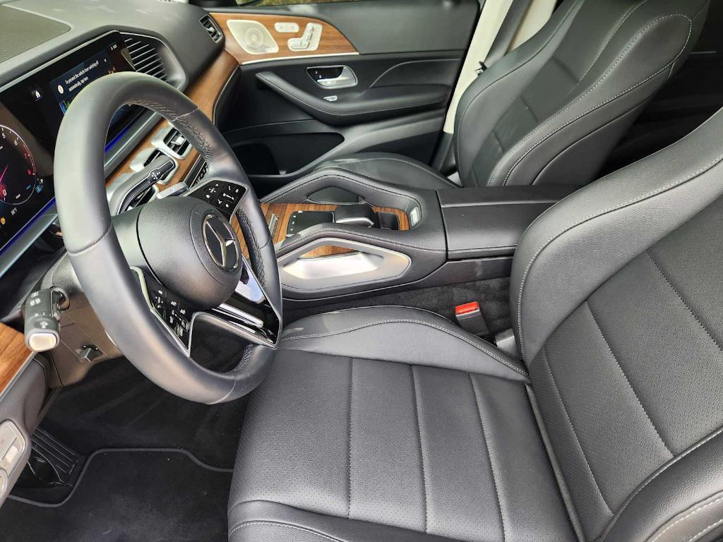 used 2025 Mercedes-Benz GLC 300 car, priced at $44,990