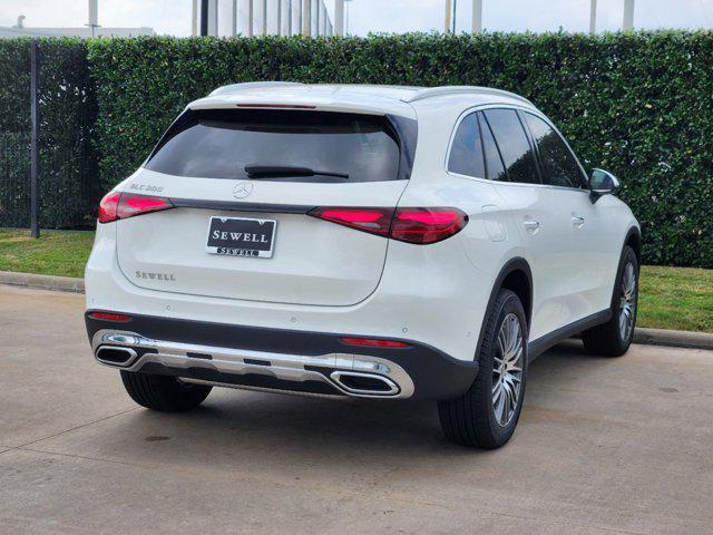 new 2025 Mercedes-Benz GLC 300 car, priced at $56,625