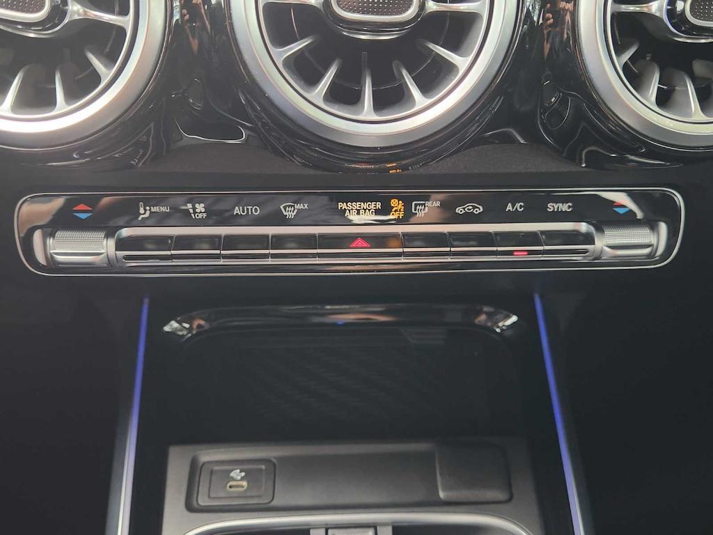 used 2025 Mercedes-Benz GLB 250 car, priced at $40,990