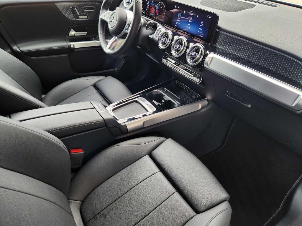 used 2025 Mercedes-Benz GLB 250 car, priced at $40,990
