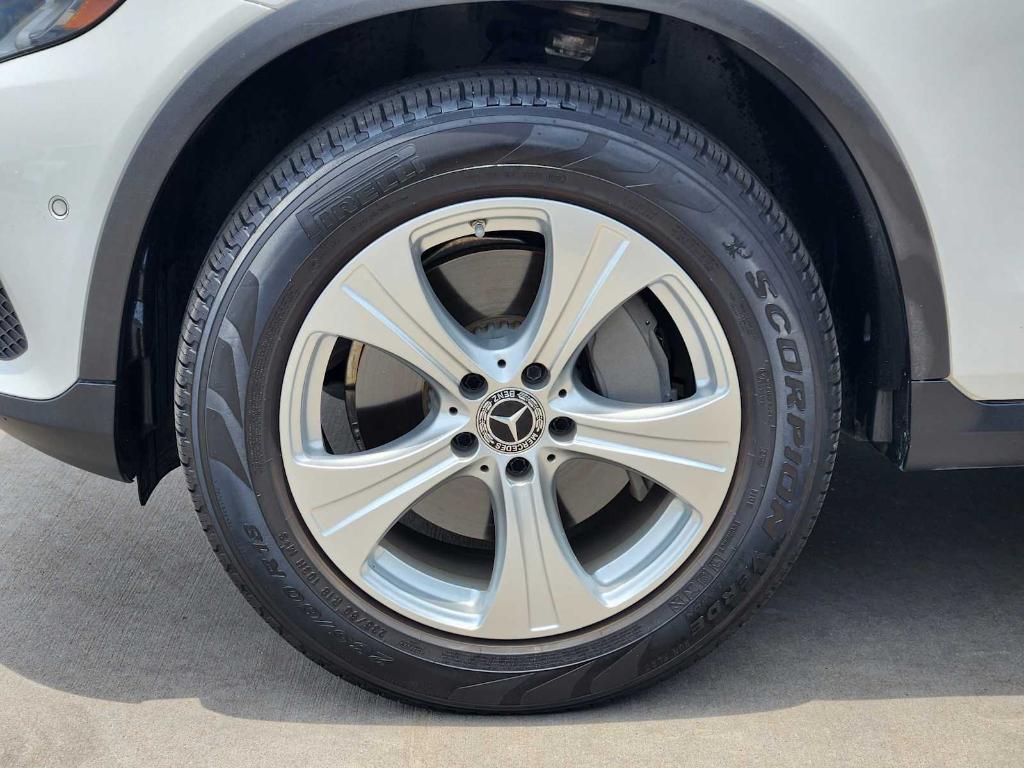used 2018 Mercedes-Benz GLC 300 car, priced at $19,993