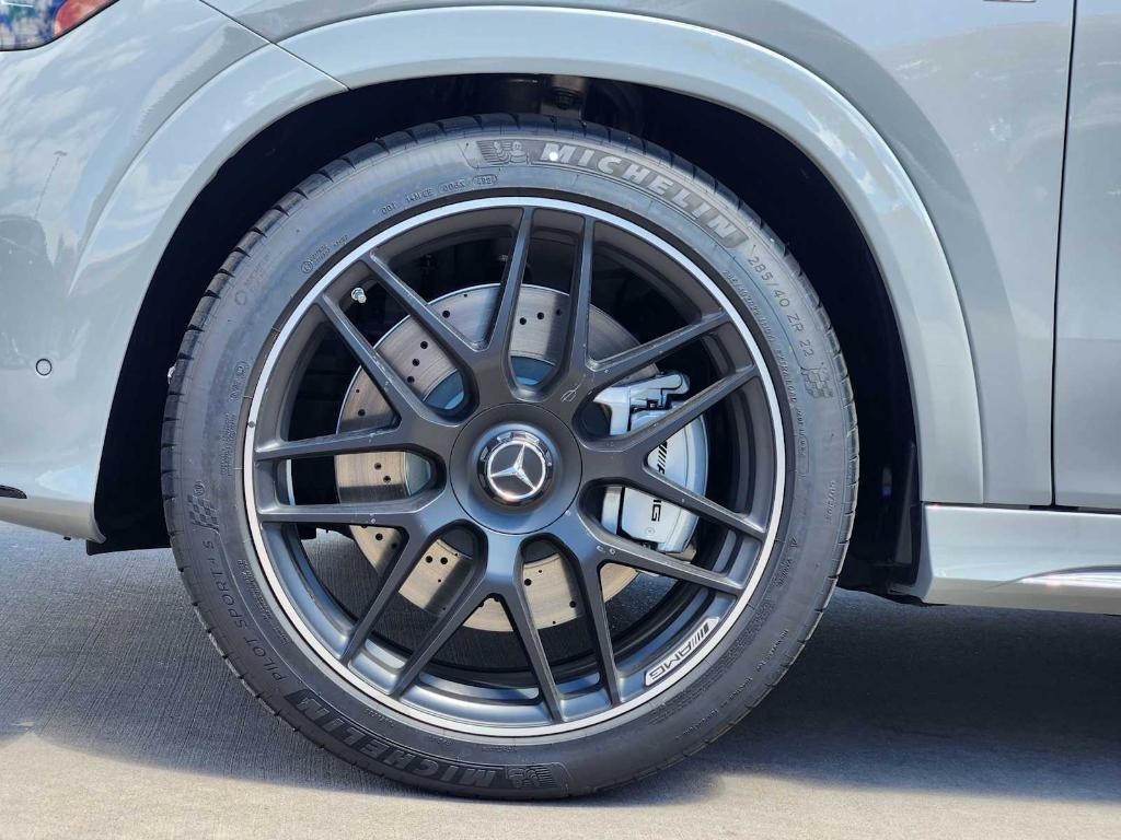 new 2025 Mercedes-Benz AMG GLE 53 car, priced at $106,285