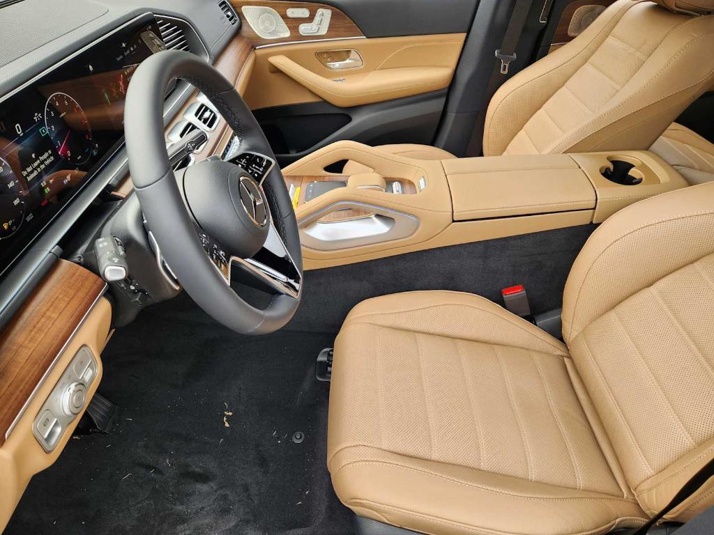 new 2025 Mercedes-Benz GLS 450 car, priced at $97,565