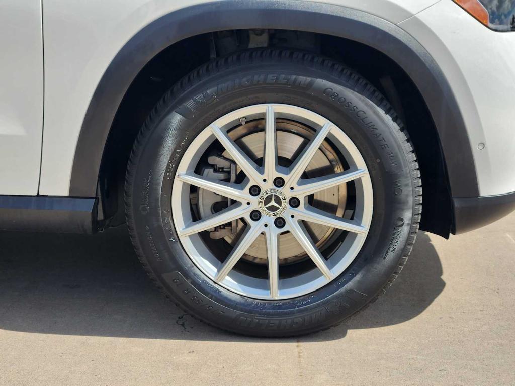 used 2025 Mercedes-Benz GLE 350 car, priced at $58,690