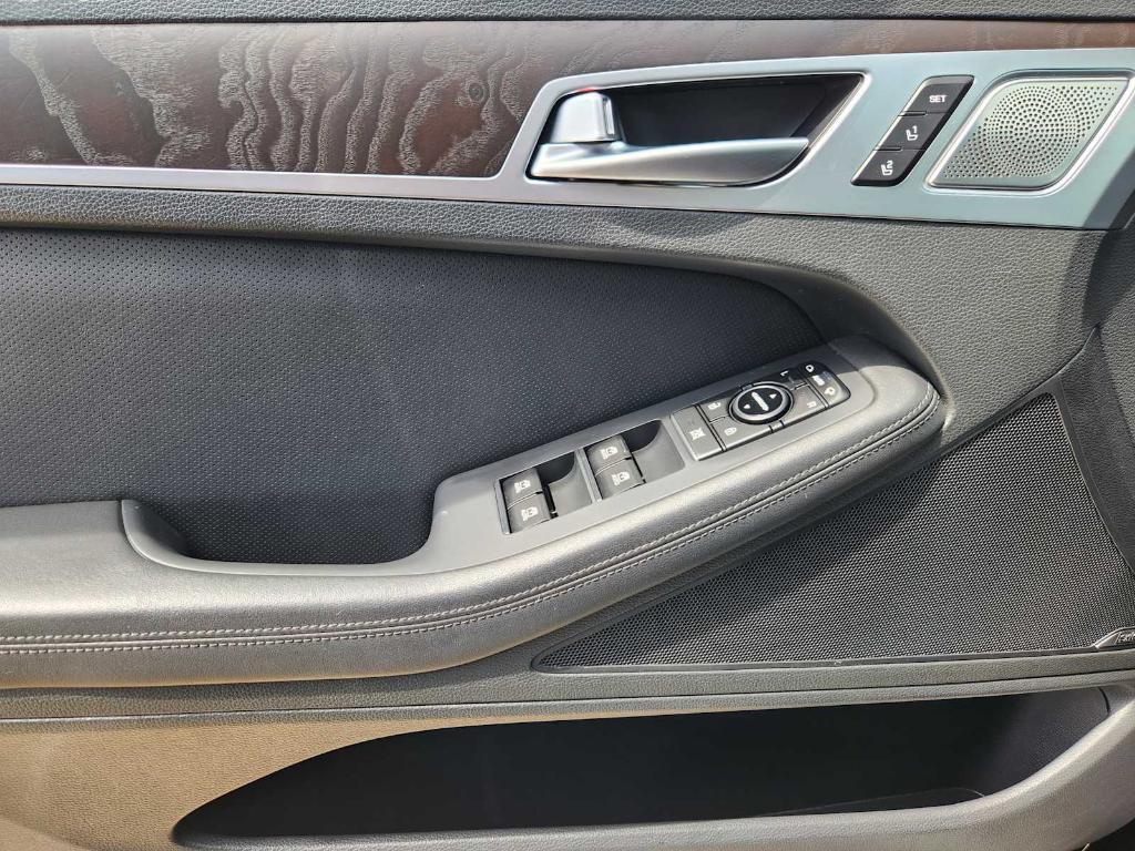 used 2019 Genesis G80 car, priced at $23,492