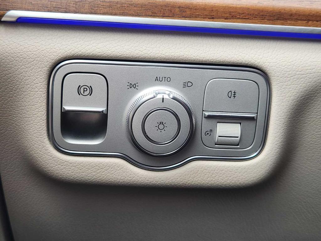 used 2025 Mercedes-Benz GLE 350 car, priced at $59,591