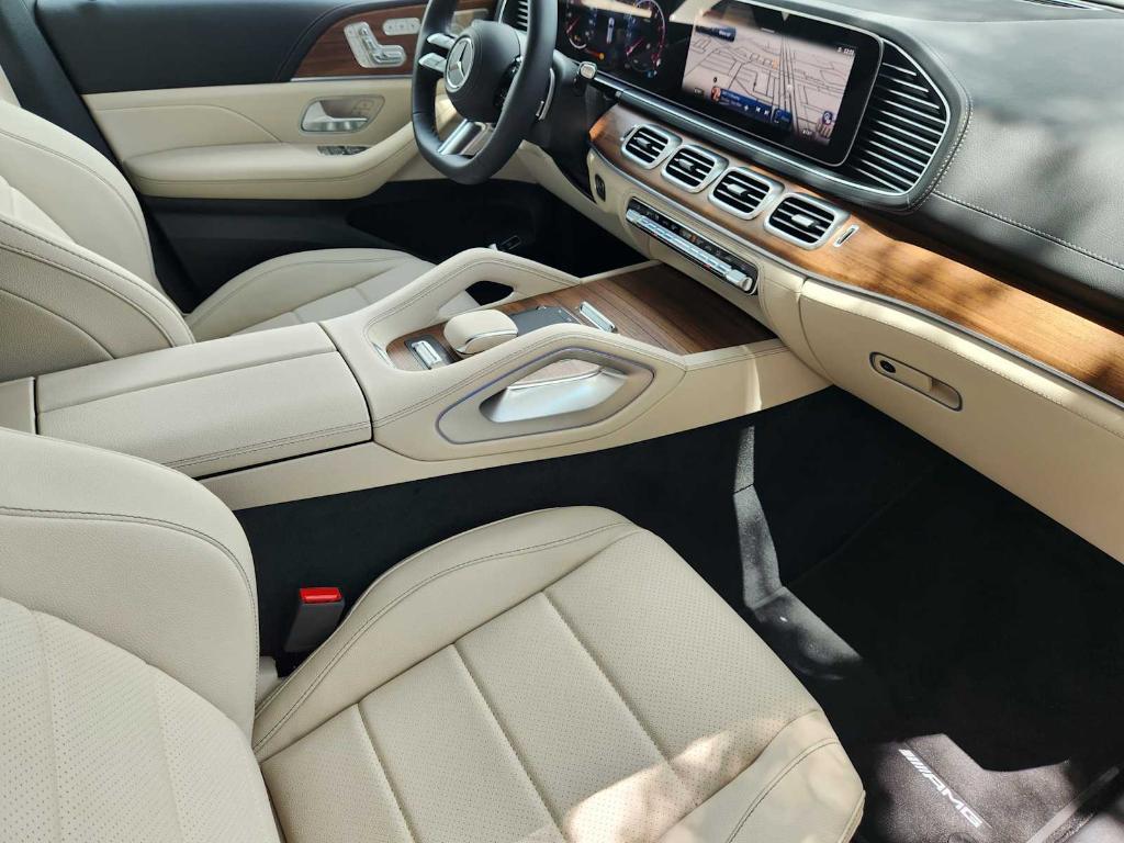new 2025 Mercedes-Benz GLS 450 car, priced at $103,345