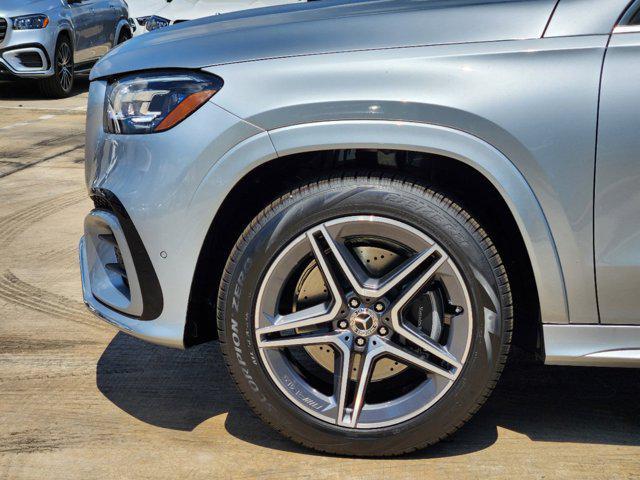 new 2025 Mercedes-Benz GLS 450 car, priced at $95,915