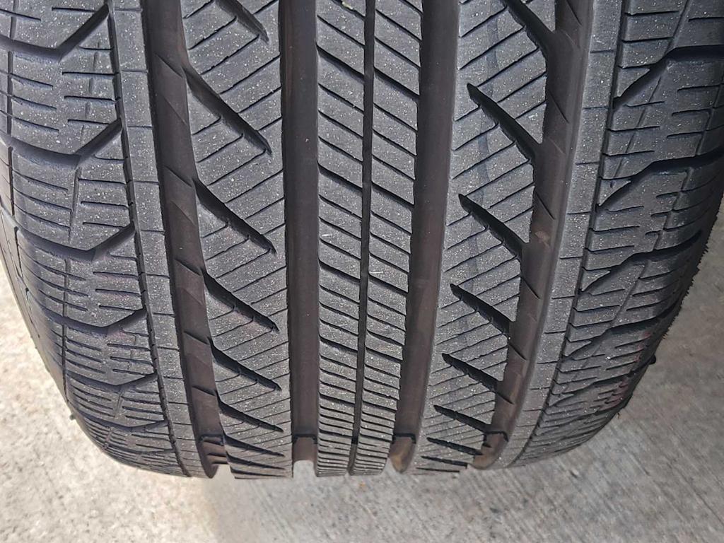 used 2025 Mercedes-Benz GLC 300 car, priced at $43,692