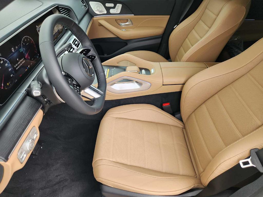 new 2025 Mercedes-Benz GLS 450 car, priced at $100,845
