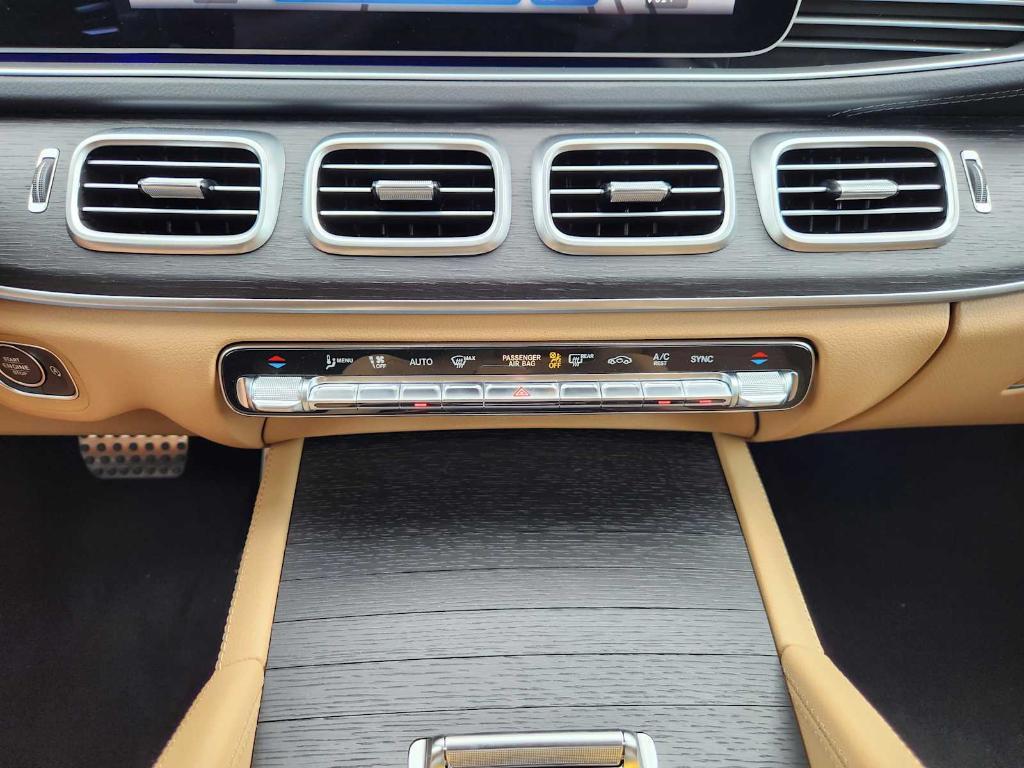 new 2025 Mercedes-Benz GLS 450 car, priced at $100,845