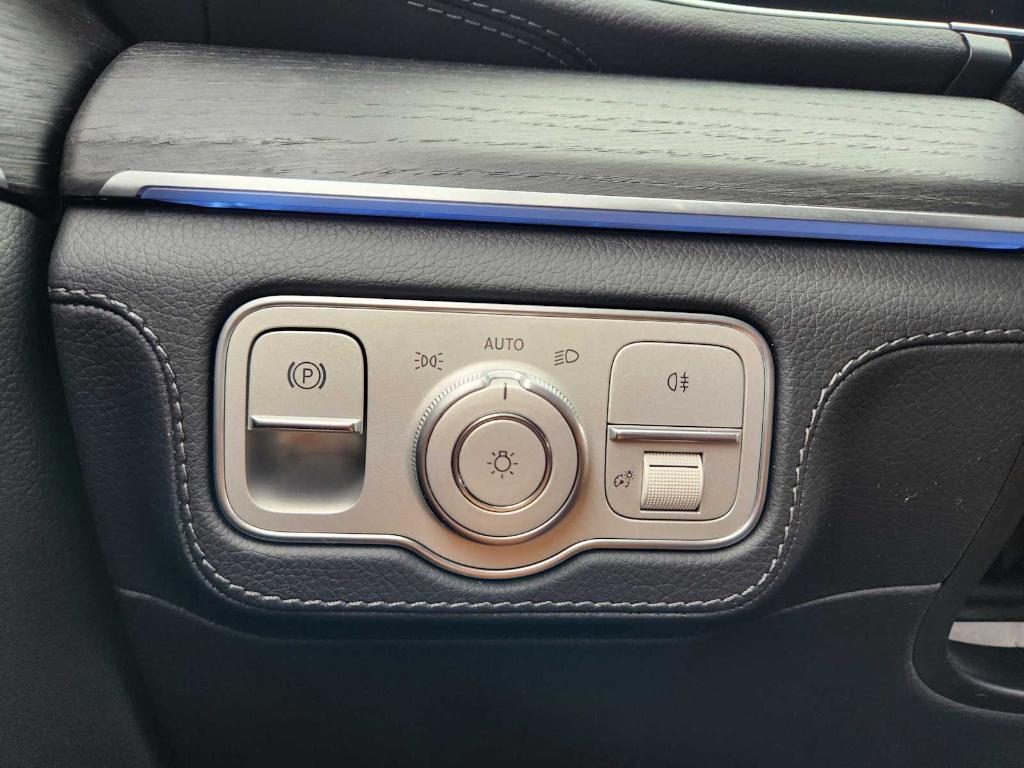 new 2025 Mercedes-Benz AMG GLE 53 car, priced at $98,975