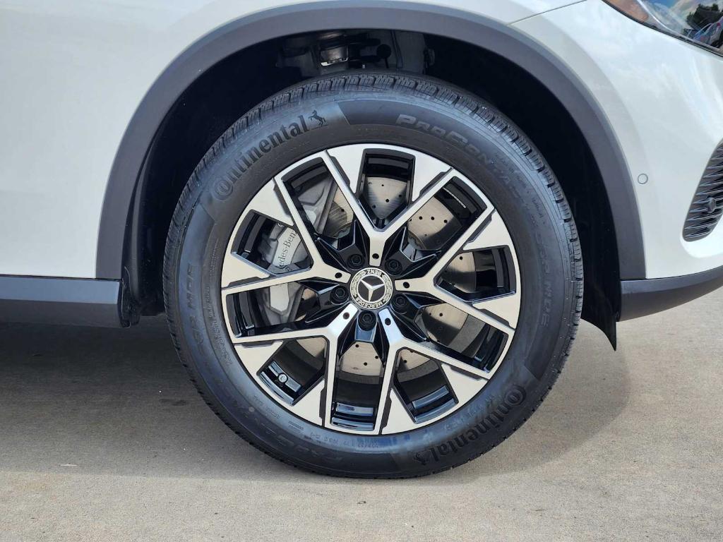 used 2025 Mercedes-Benz GLC 350e car, priced at $59,990