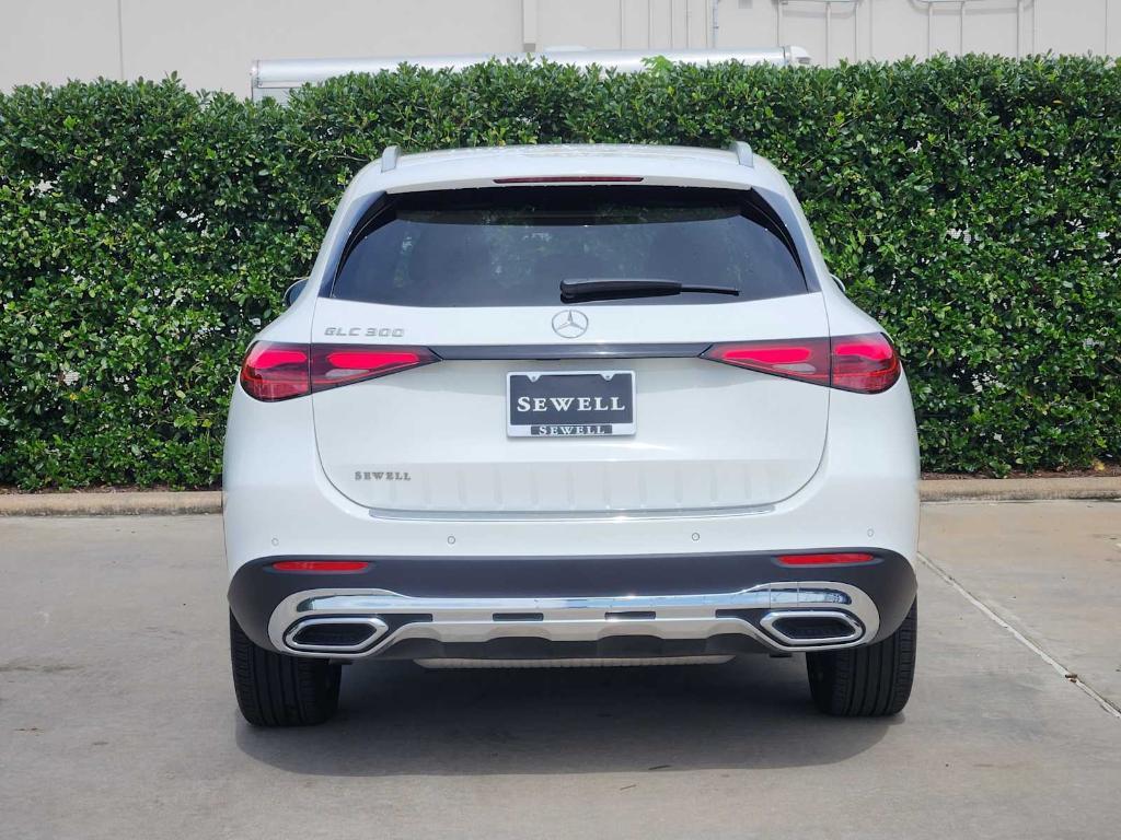 used 2025 Mercedes-Benz GLC 300 car, priced at $45,990