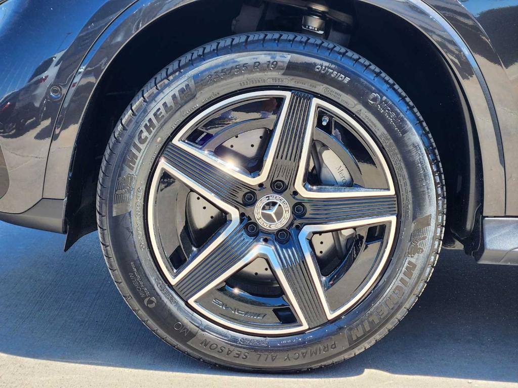 used 2025 Mercedes-Benz GLC 300 car, priced at $51,990
