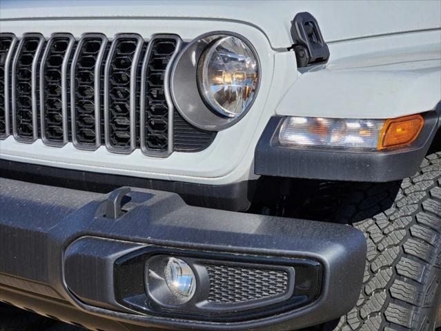 new 2025 Jeep Gladiator car, priced at $36,350