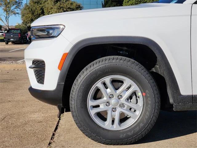 new 2025 Jeep Grand Cherokee car, priced at $36,400