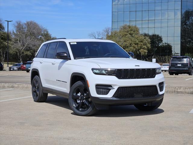 new 2025 Jeep Grand Cherokee car, priced at $42,766