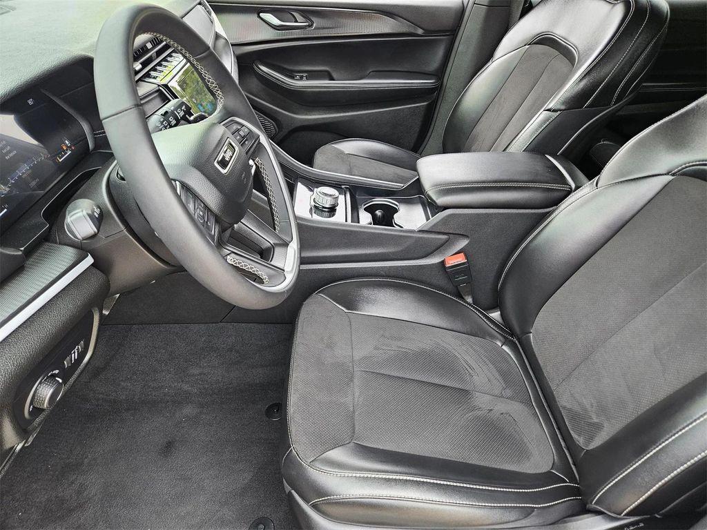 used 2024 Jeep Grand Cherokee L car, priced at $34,143