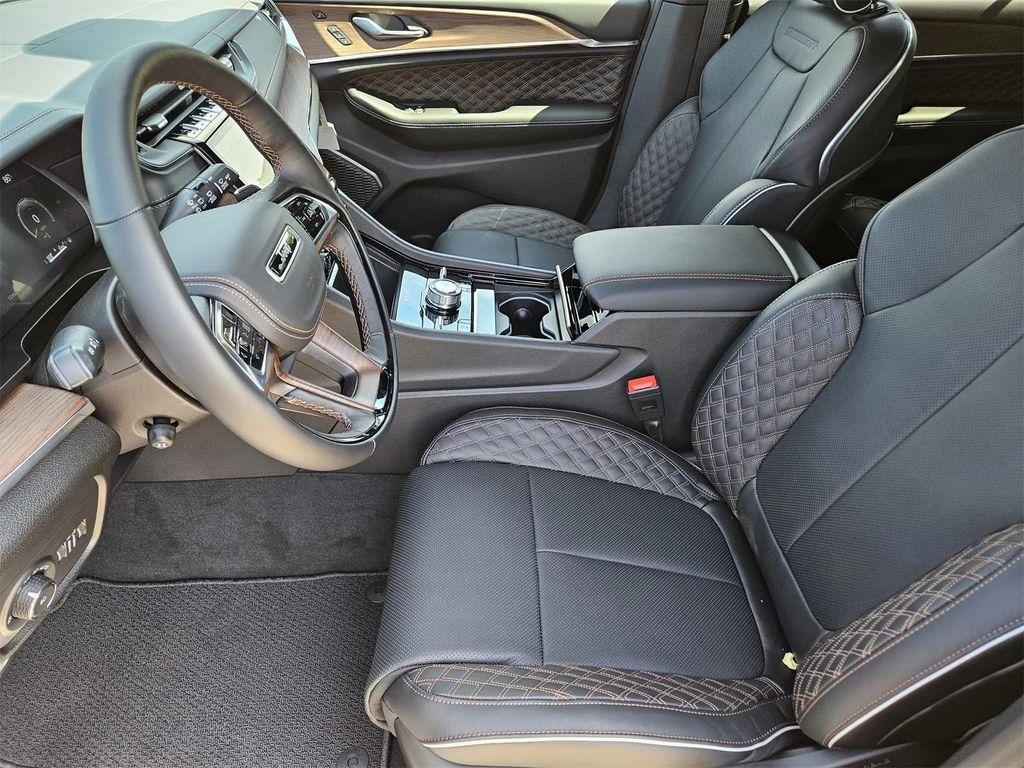 new 2025 Jeep Grand Cherokee L car, priced at $59,175