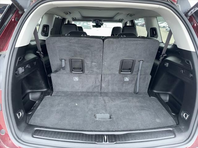 used 2024 Jeep Grand Cherokee L car, priced at $40,000