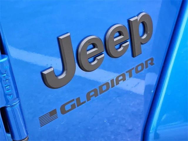 new 2025 Jeep Gladiator car, priced at $45,167