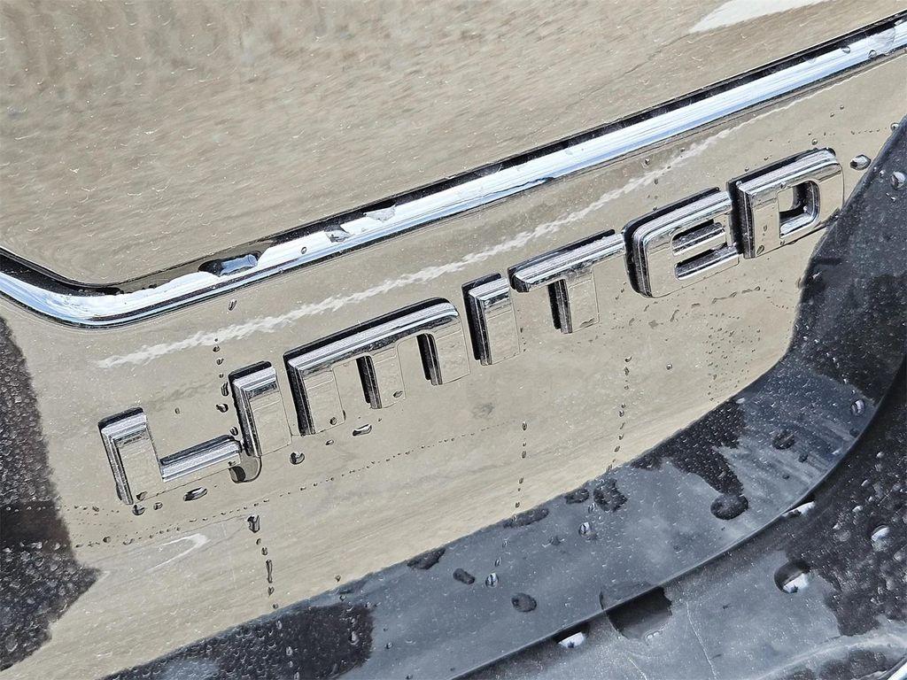 new 2025 Jeep Grand Cherokee car, priced at $43,485