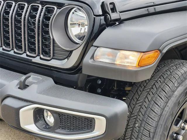 new 2024 Jeep Gladiator car, priced at $31,279