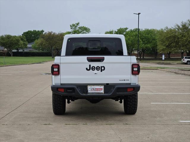 new 2025 Jeep Gladiator car, priced at $41,805