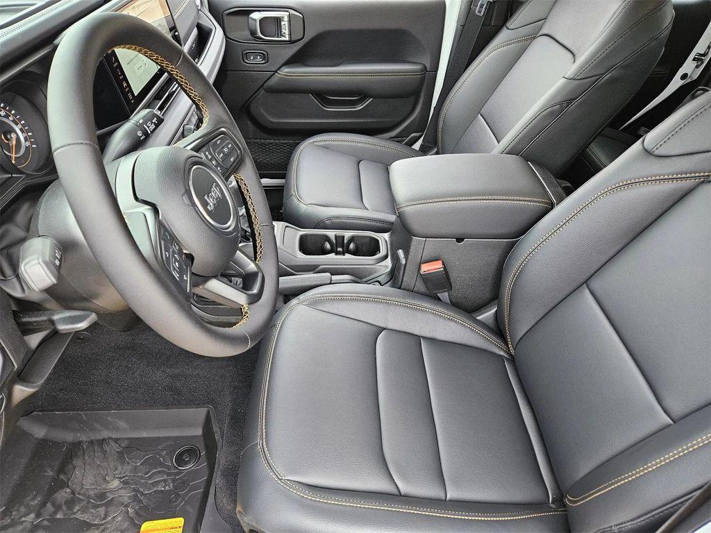 new 2025 Jeep Gladiator car, priced at $44,060
