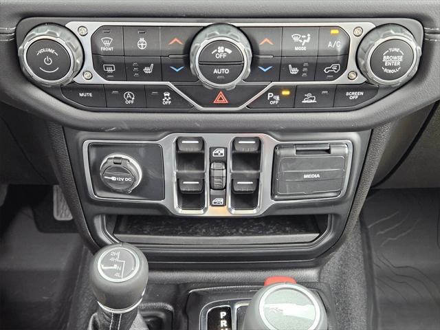 new 2025 Jeep Gladiator car, priced at $41,805