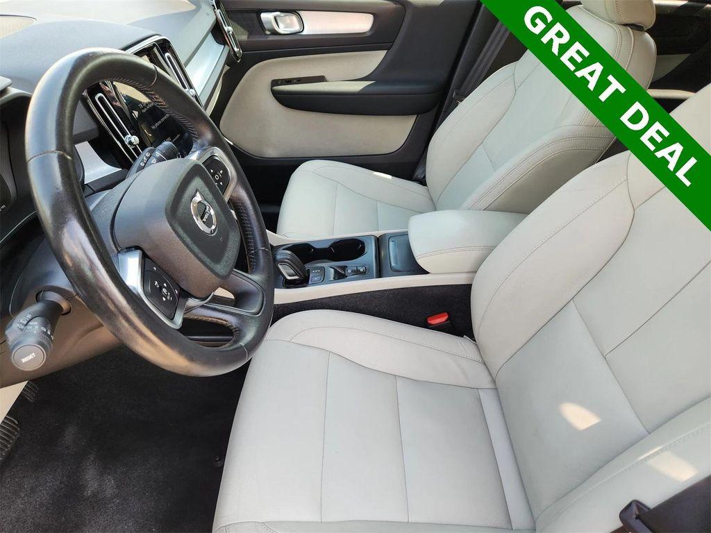 used 2021 Volvo XC40 car, priced at $18,998