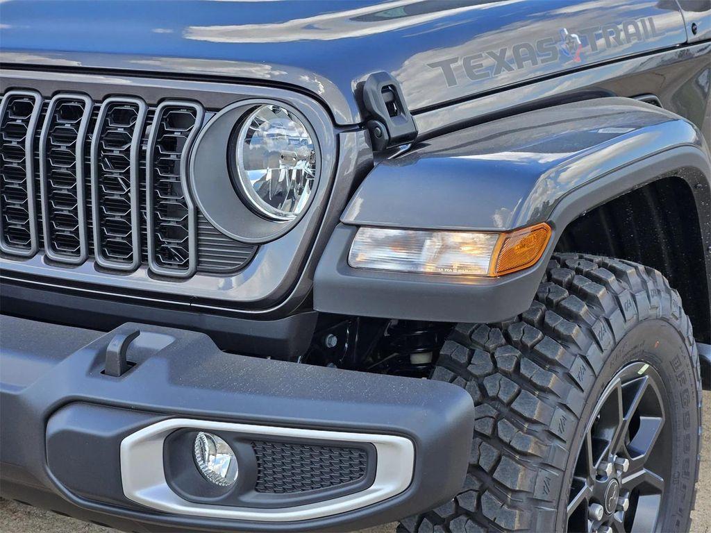 new 2025 Jeep Gladiator car, priced at $40,530