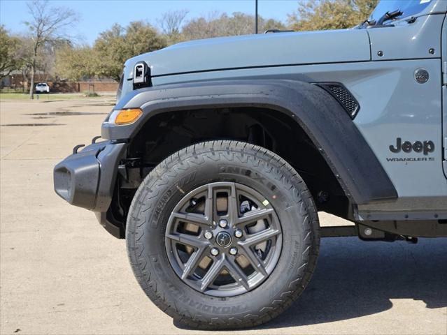 new 2025 Jeep Wrangler car, priced at $41,046