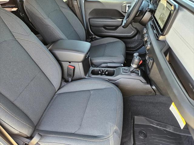 new 2025 Jeep Wrangler car, priced at $43,467