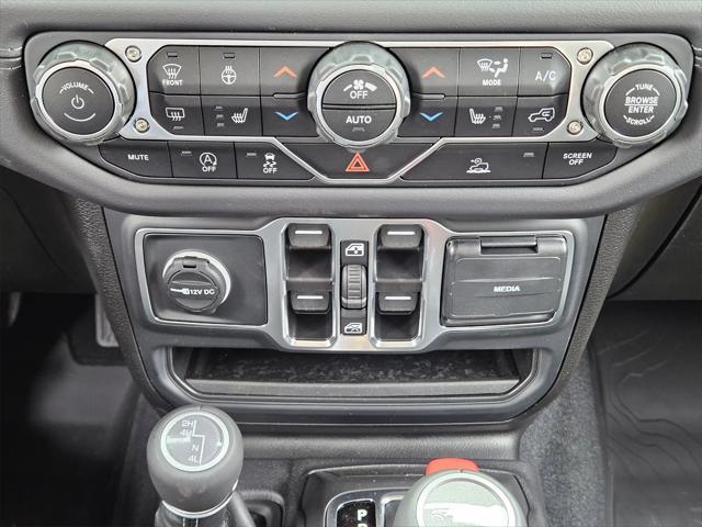 new 2025 Jeep Gladiator car, priced at $40,468