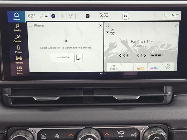 new 2025 Jeep Gladiator car, priced at $40,468