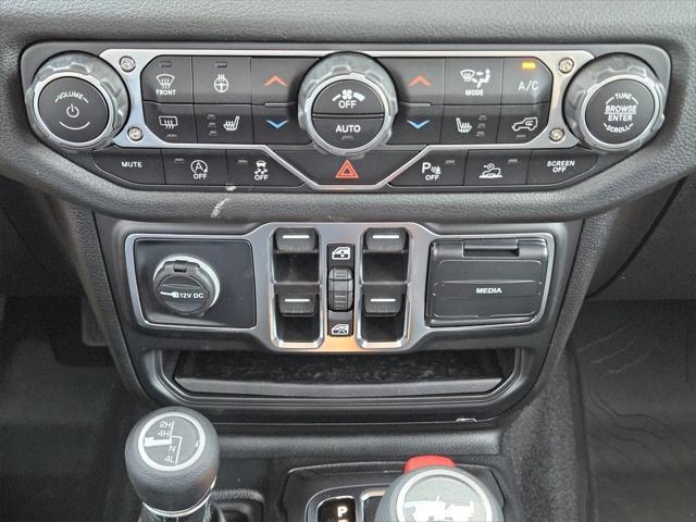 new 2025 Jeep Wrangler car, priced at $43,467